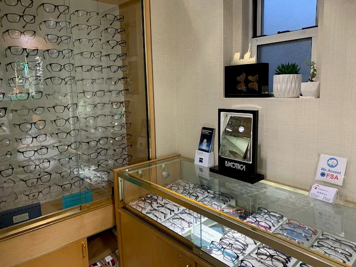 Advanced Eye Physician 永 明 眼 科中心 4