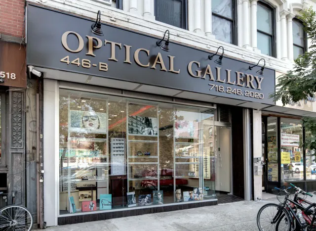 OPTICAL GALLERY 4