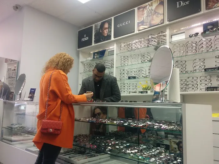 Cohen's Fashion Optical 4