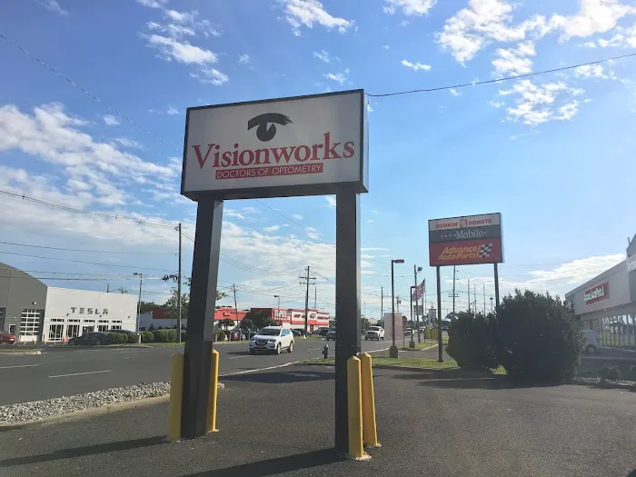 Visionworks Doctors of Optometry 4
