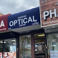 Queens Optical Center ico