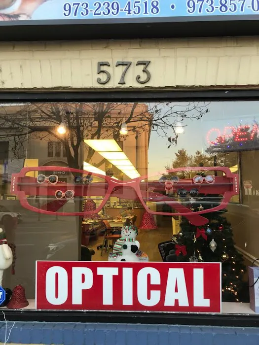 Bradley Doolen, OD / Verona Opticians 4