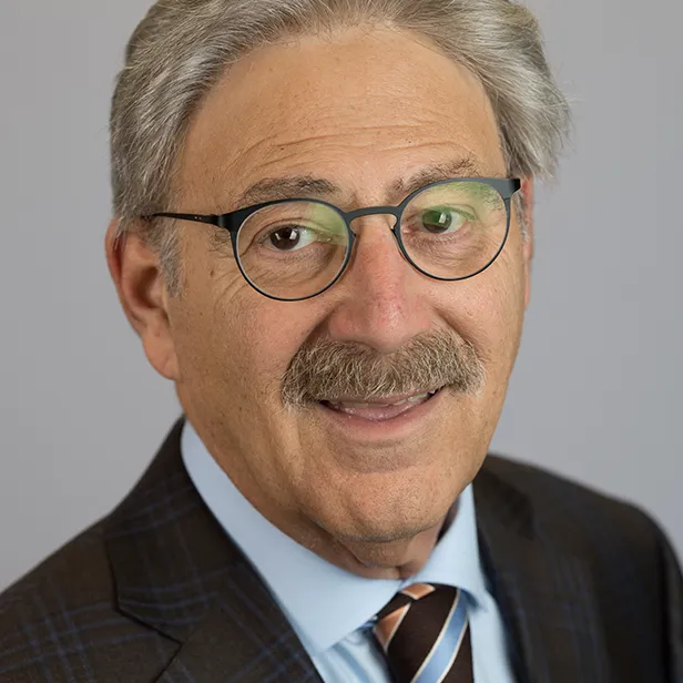 Resident Eye Care Associates 4