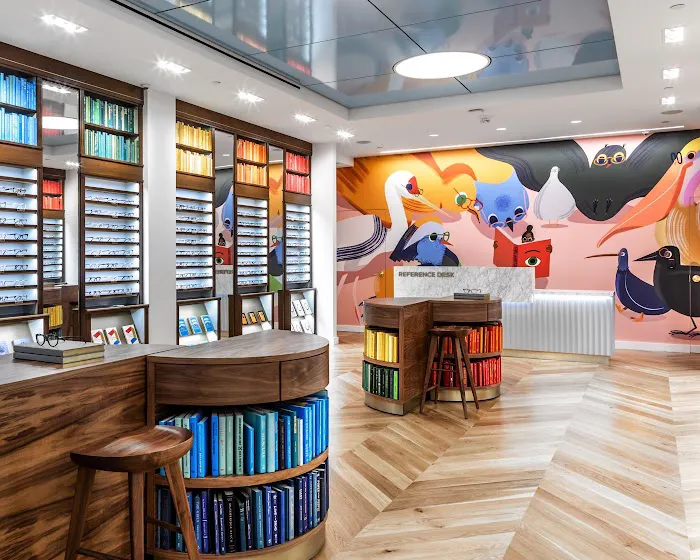 Warby Parker Garden State Plaza 4