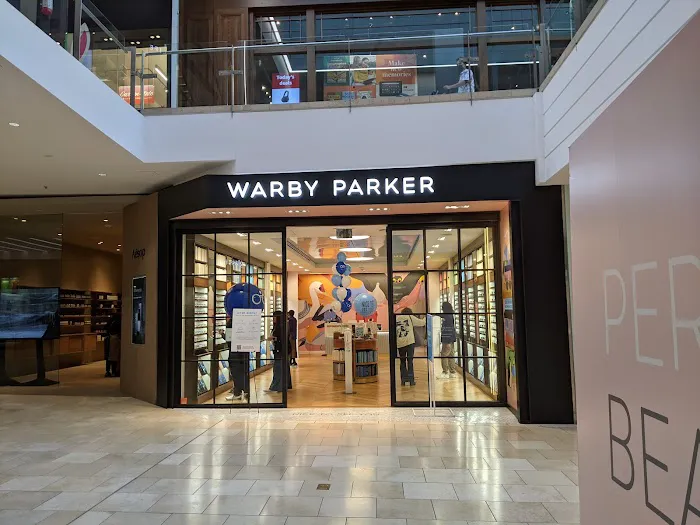Warby Parker Garden State Plaza 4