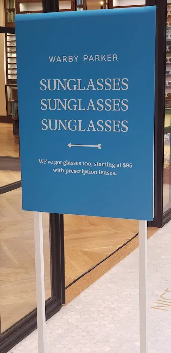 Warby Parker Garden State Plaza 4