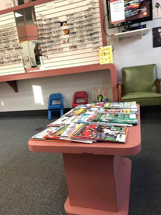 Hollis Vision Center 4