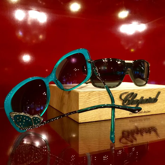Alluring Eyez Optical 4