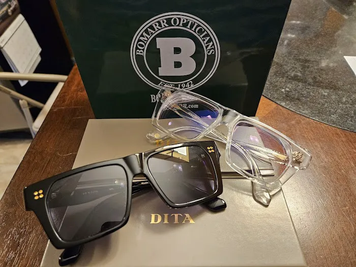 Bomarr Opticians 4