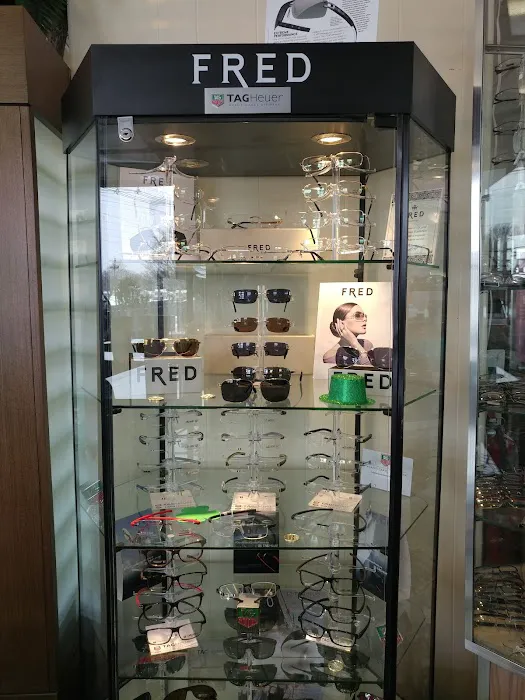 Bomarr Opticians 4