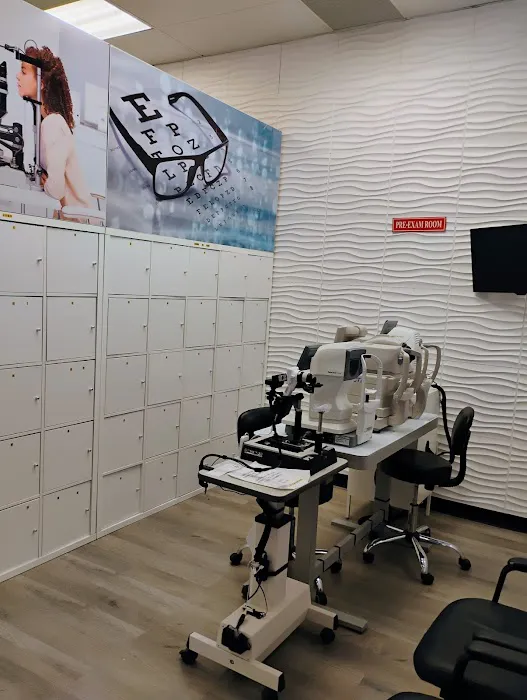 Eye World Optical BTC 4