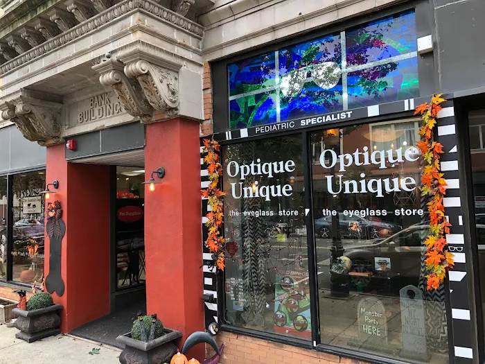 Optique Unique -the eyeglass store 3