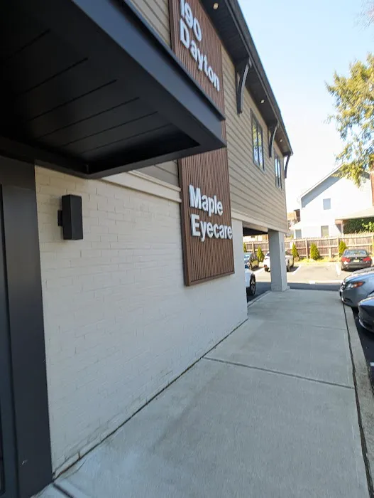 Maple Eyecare 4