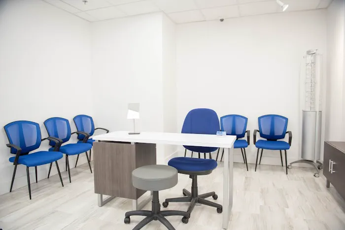 Dumont Eye Care 4
