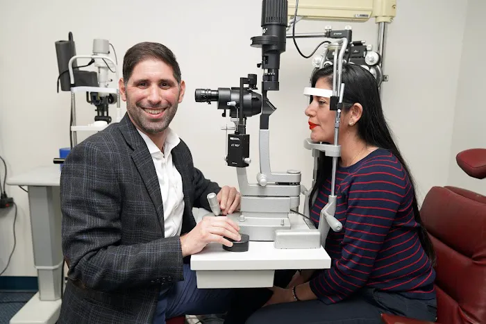 Gabriel Ferreira, MD 4