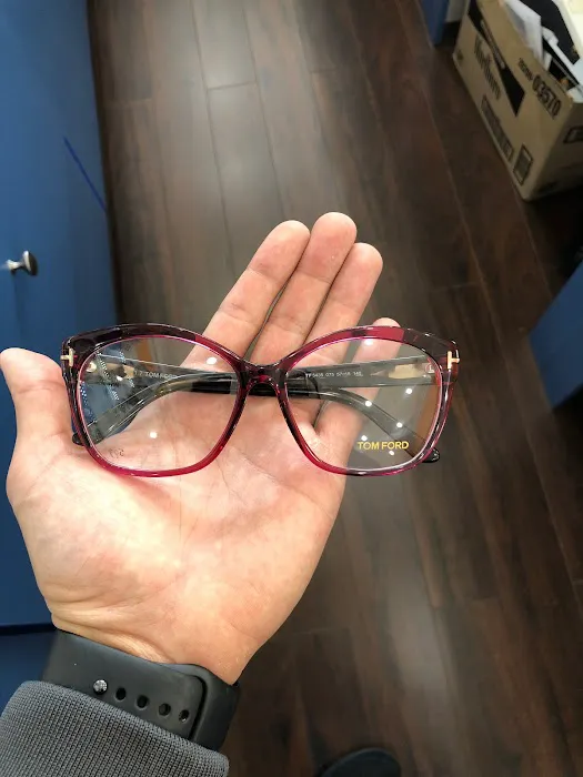 Change iWear Optical 4