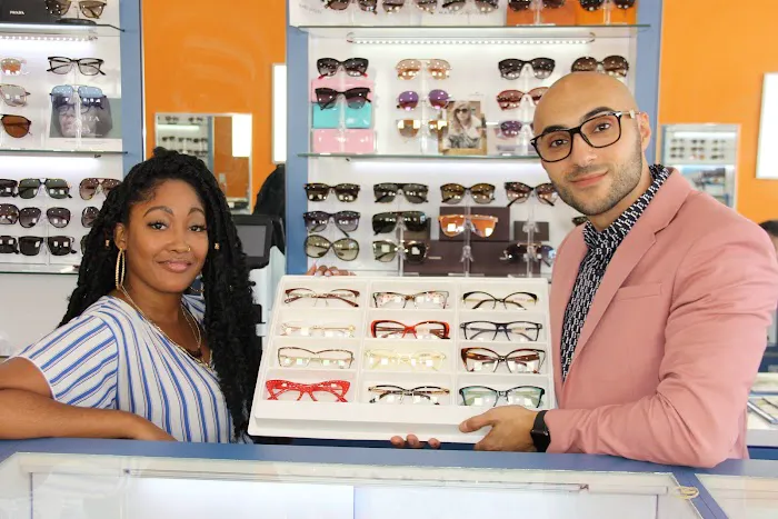 Change iWear Optical 4