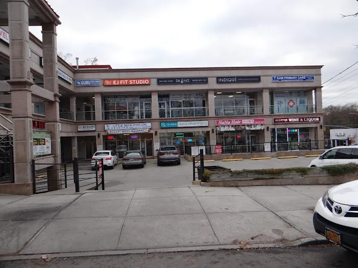 Little Neck Eyecare 4