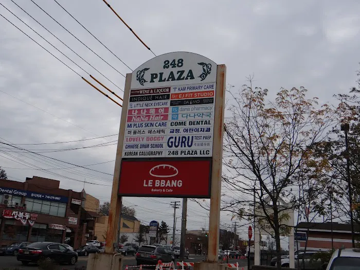 Little Neck Eyecare 4
