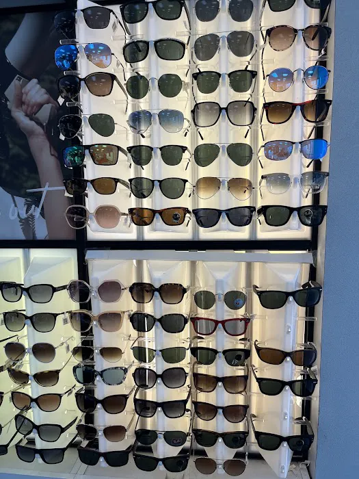 Pearle Vision 4