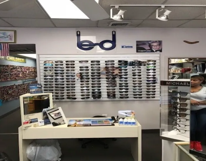 Eye-Deal Optical 4