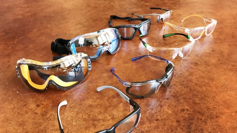 Best Eye Protection for Work Environments: Ensure Safety and Comfort