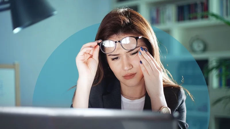 Eye Care Advice for Digital Device Users: Protect Your Eyes from Screen Time Strain