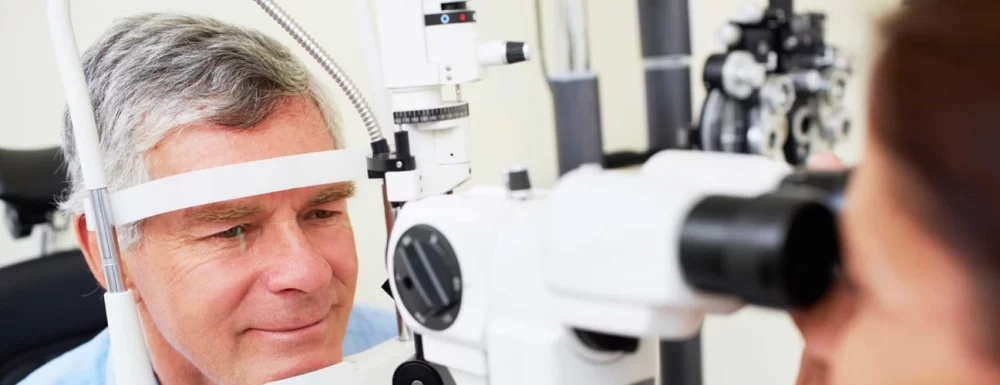 Best Clinics for Managing Vision Problems Due to Aging in the USA