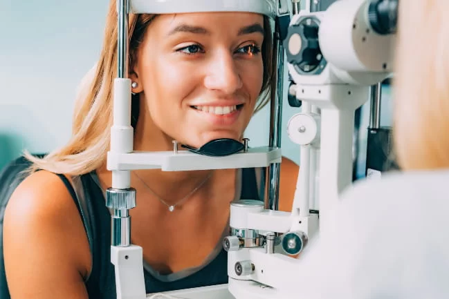 How to Find Eye Care Clinics with Flexible Hours in the USA