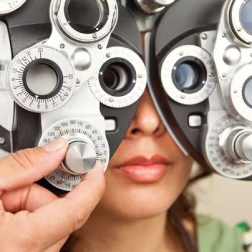Top-Rated Optometrists for Myopia Treatment: Finding the Best Specialists Near You