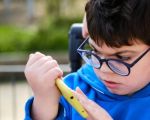 Effective Tips for Caring for Children’s Eyes During Screen Time to Prevent Eye Strain