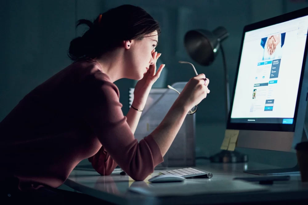 How to Choose the Right Lighting to Reduce Eye Strain Effectively