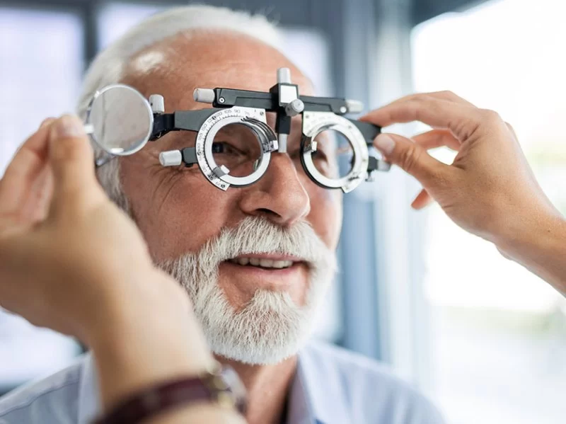 Importance of Regular Eye Exams for Seniors: Protecting Vision and Independence