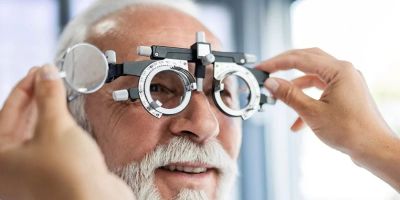 Importance of Regular Eye Exams for Seniors: Protecting Vision and Independence