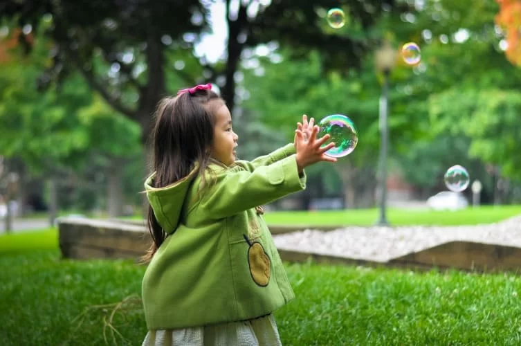 How to Improve Visual Tracking Skills in Children with Attention Difficulties and Therapy